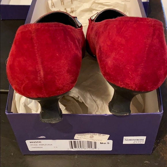 Stuart Weitzman Wizzie Red Suede 9 - Picture 3 of 5